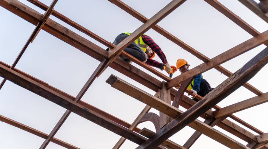 Professional residential roofers in Mount Shasta, CA